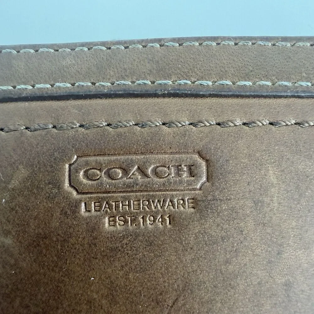 Coach Soho Saddle Leather Wallet Y2K Vintage Snap Buckle w/ Card & Coin Pockets